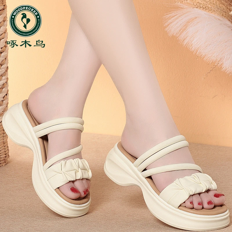 啄木鸟凉鞋新款夏季外穿厚底新款外穿粗跟女鞋鞋子两穿松糕女凉鞋