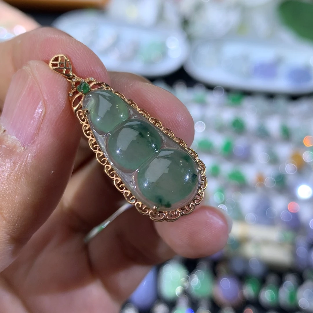 翡翠18K金镶嵌吊坠(不含链)