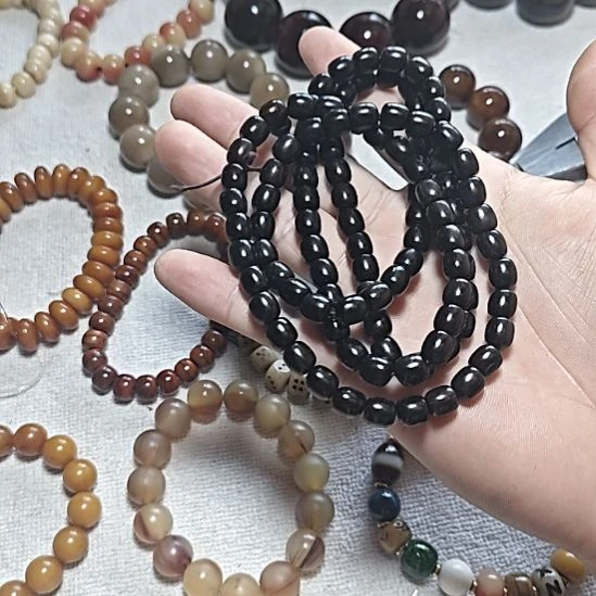 大叶紫檀（黑酸枝木类）牛角