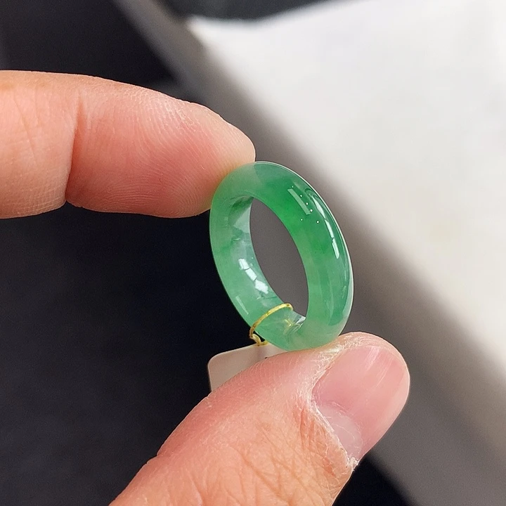 翡翠未镶嵌戒指9-10号