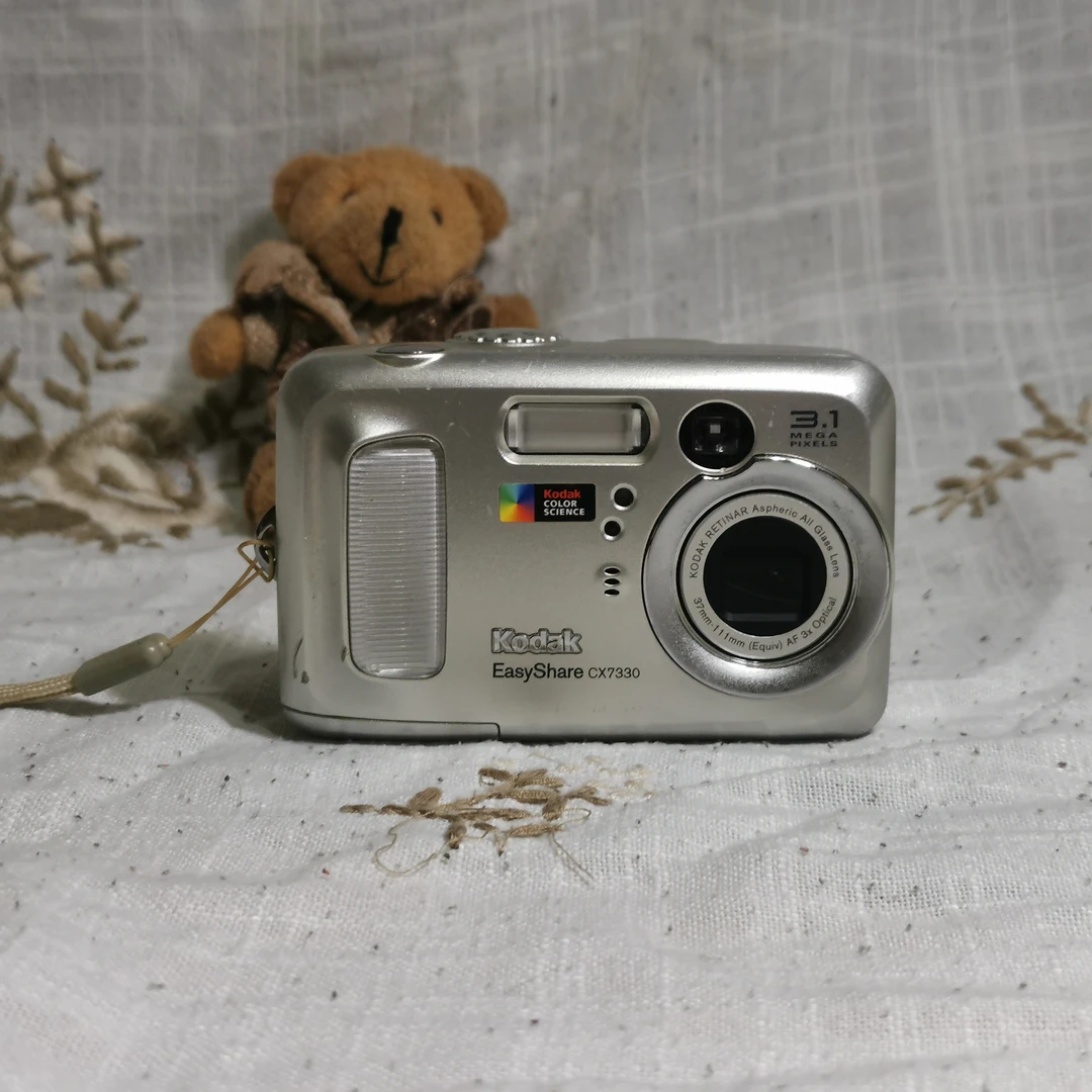 9新 Kodak/柯达 柯达cx7330冷白皮清冷感ccd数码相机