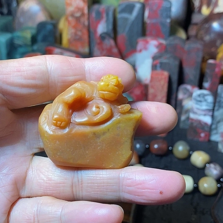 昌化鸡血石昌化石