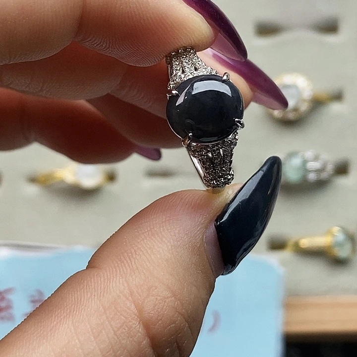 翡翠未镶嵌戒指翡翠