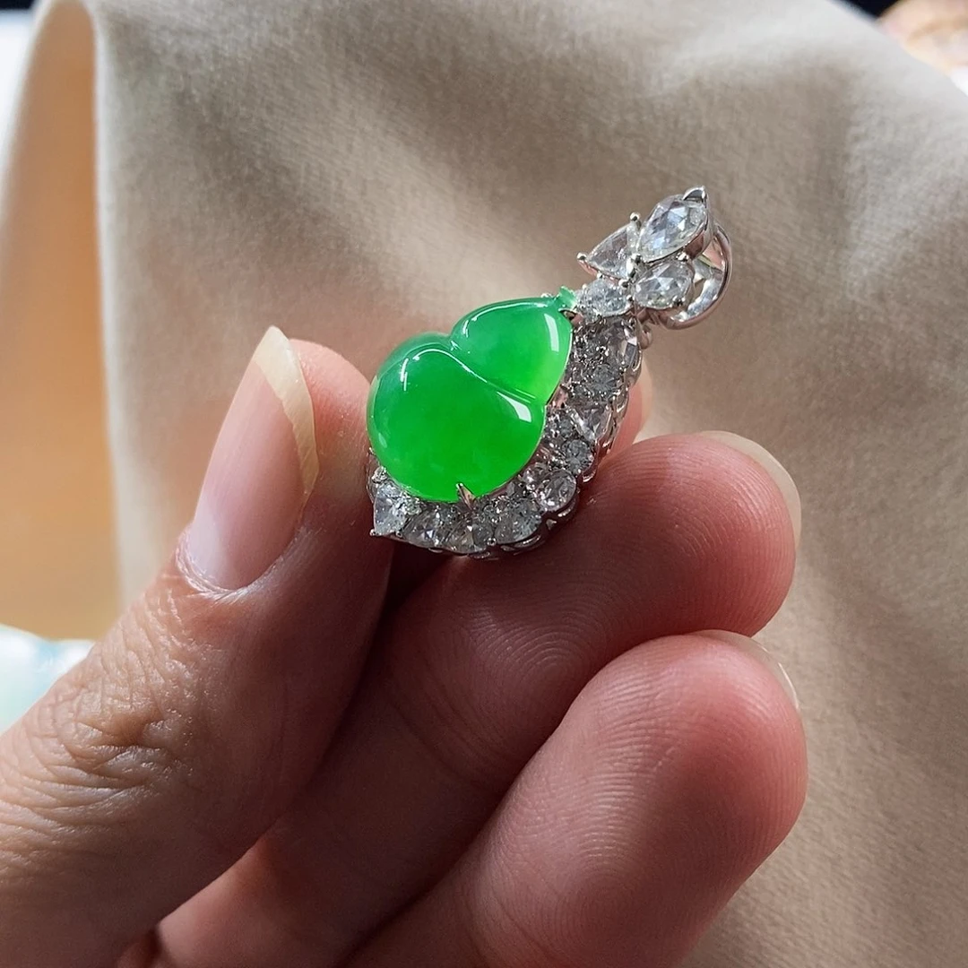 散珠翡翠超厚庄冰阳绿葫芦