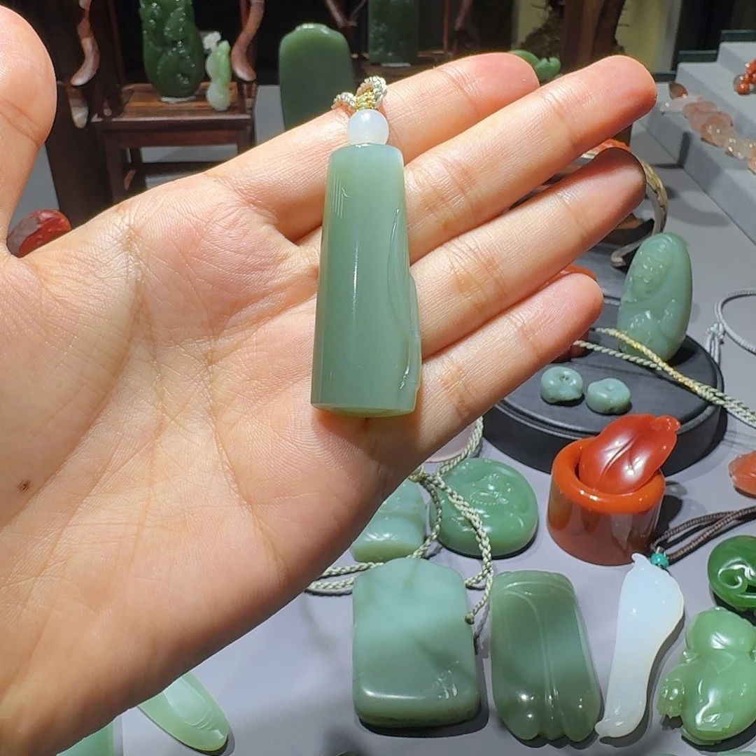 7***n颈饰未镶嵌和田玉（碧玉）冰底猫眼竹节吊坠