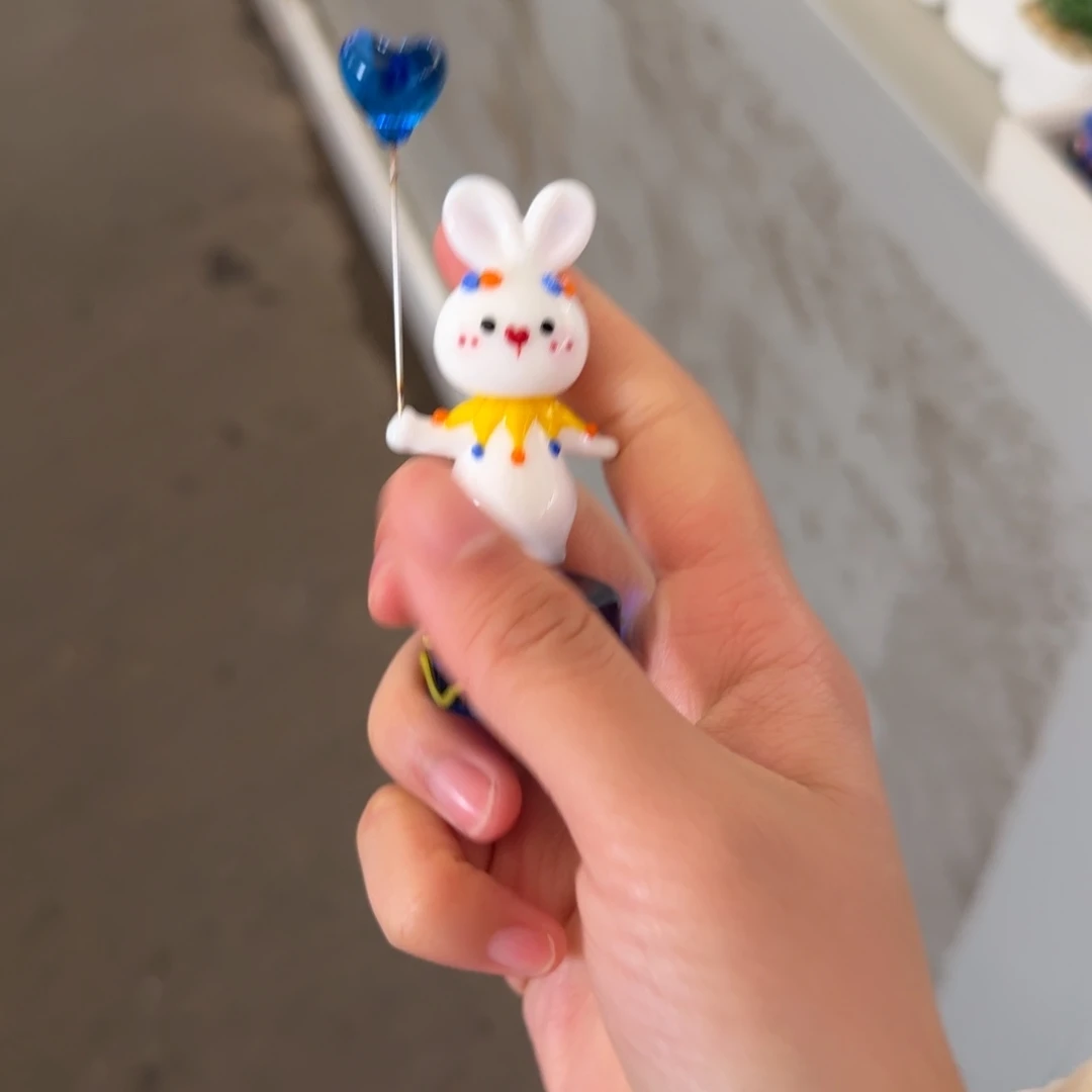 8***4琉璃手工艺品旋转小兔子