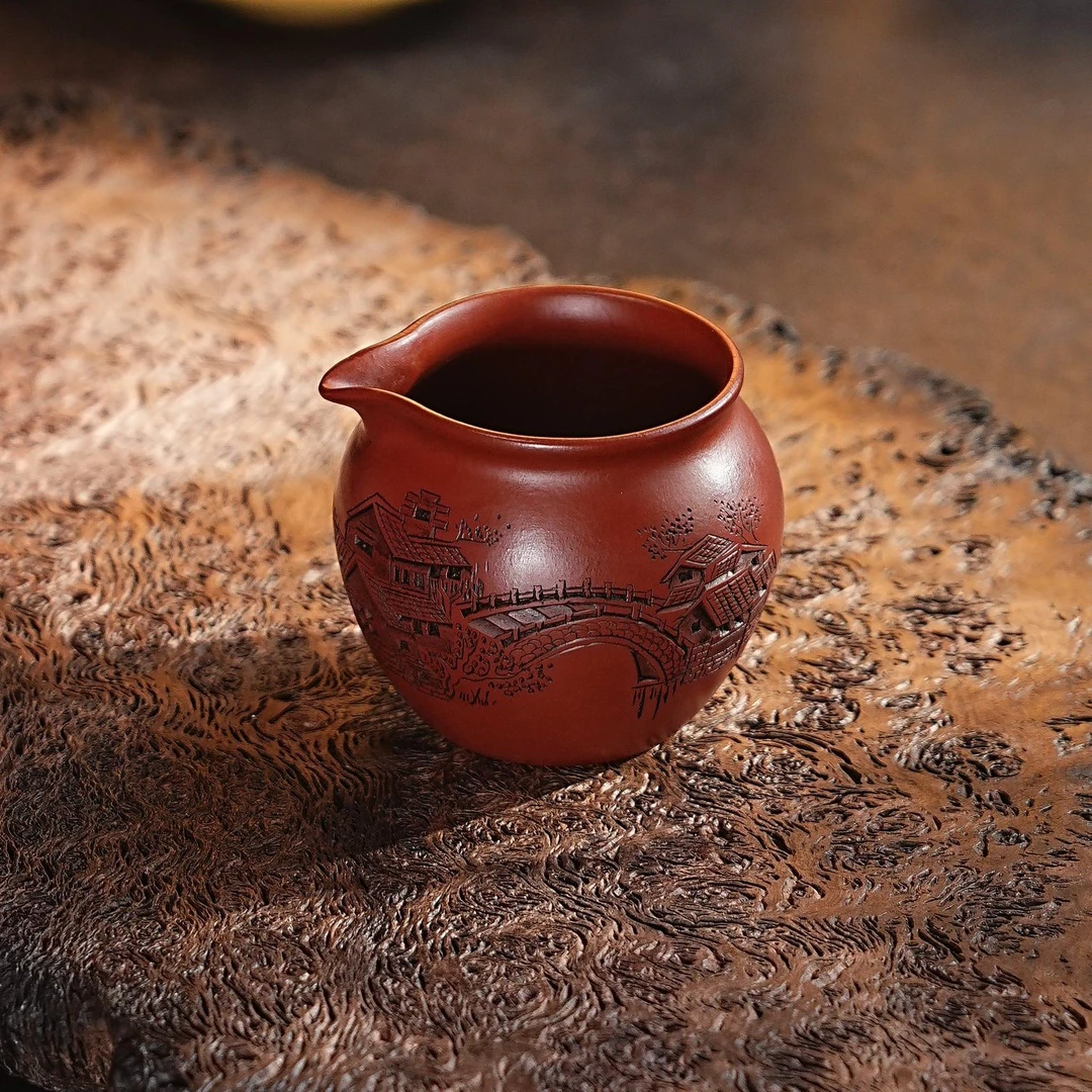 宜兴紫砂茶具 原矿大红袍泥料刻绘江南公道杯品茗杯 A1002