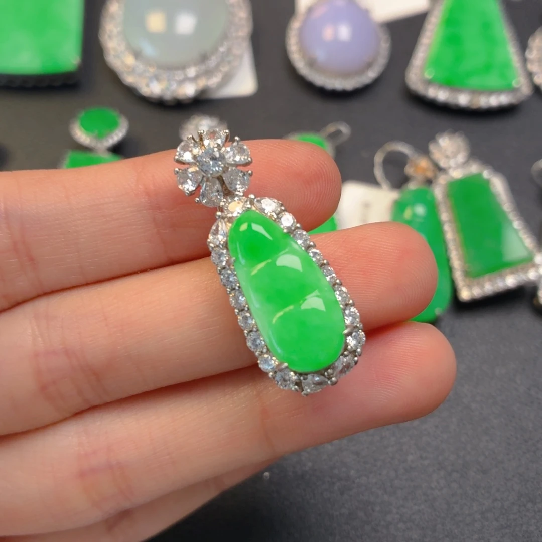 翡翠银S925镶嵌颈饰