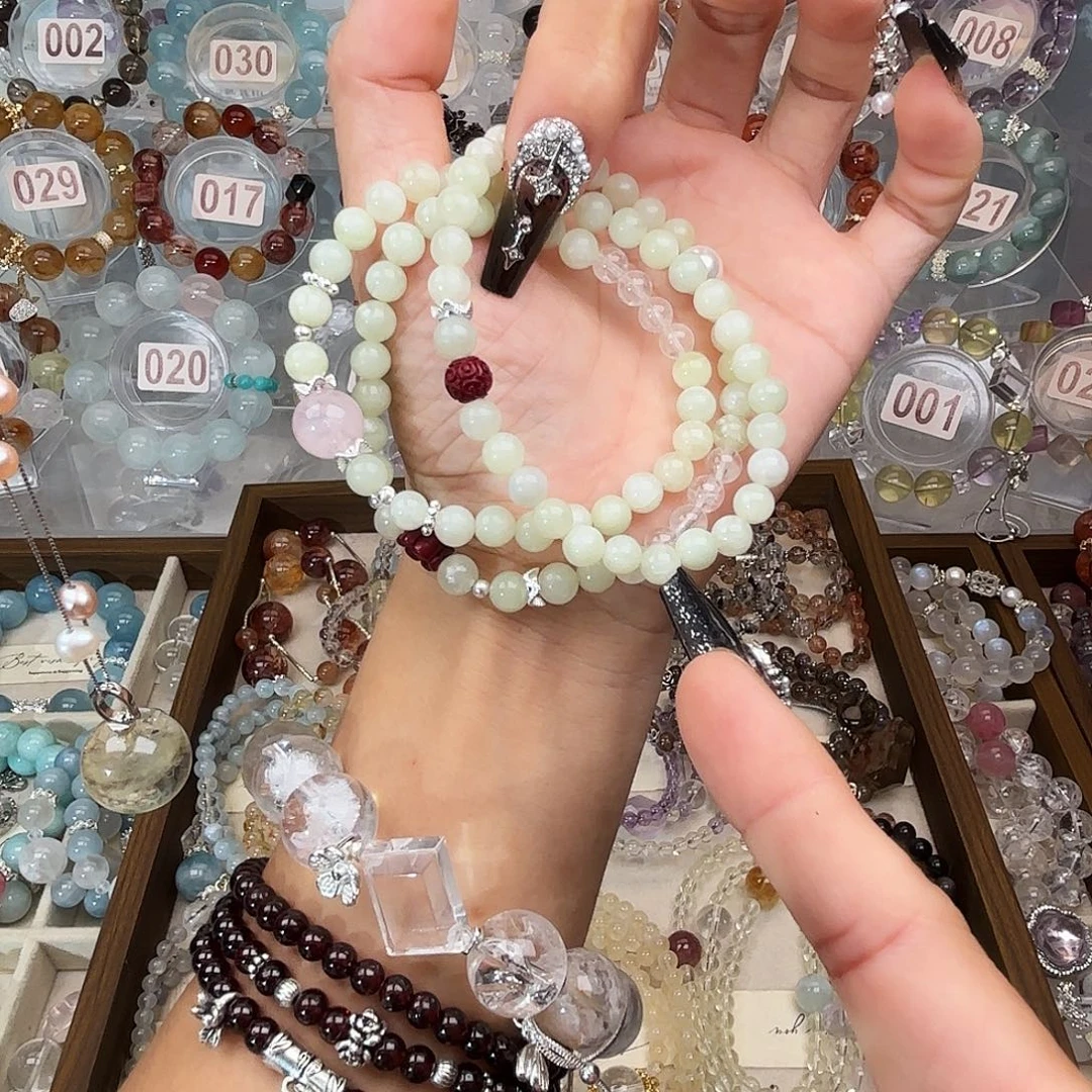 喵***e水晶银S925镶嵌手链