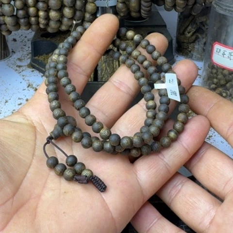 沉香木手串小*绿奇楠沉香0.6mm16g99沉