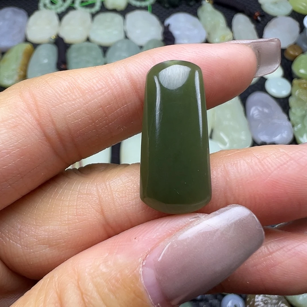 吴***乐和田玉未镶嵌吊坠(不含链)福利漏