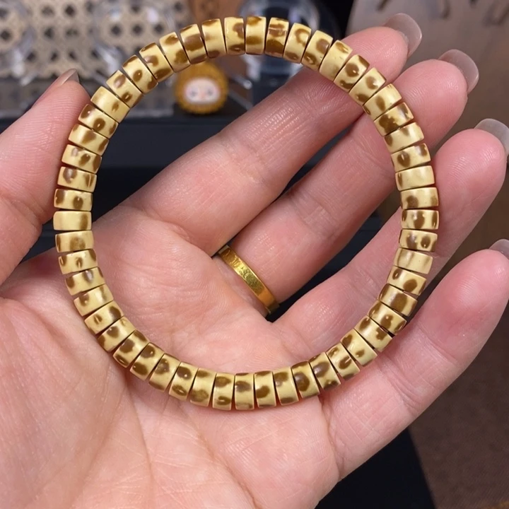 紫金鼠吊坠孔明灯药片