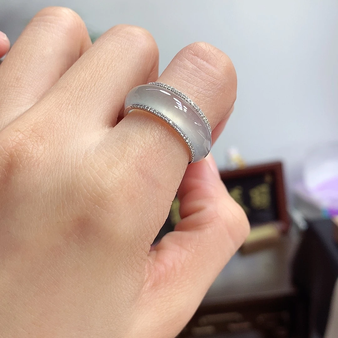 18K金镶嵌戒指翡翠12号一套