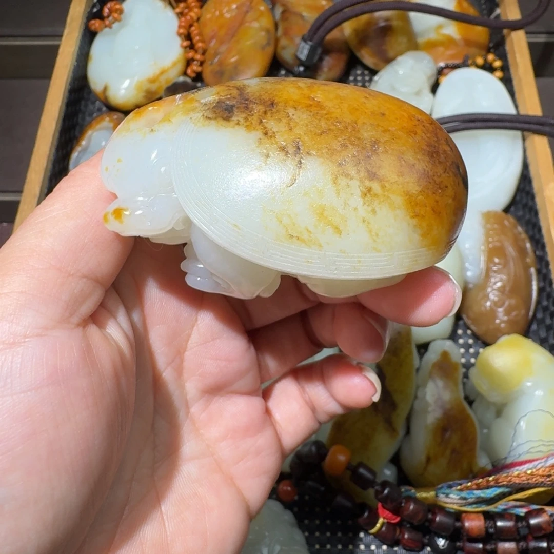 和田玉未镶嵌吊坠(不含链)
