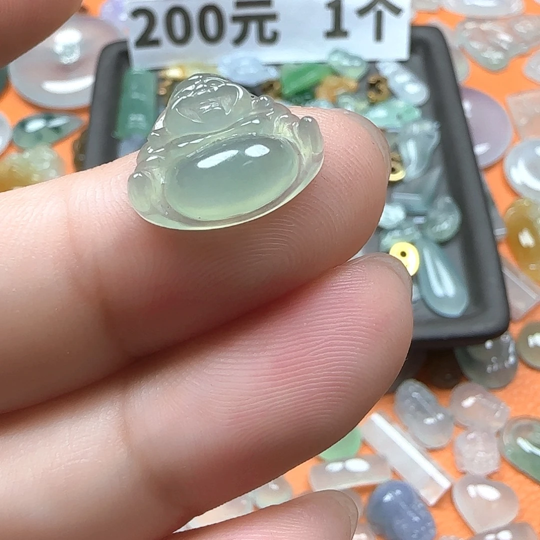 A***y定制翡翠未镶嵌翡翠