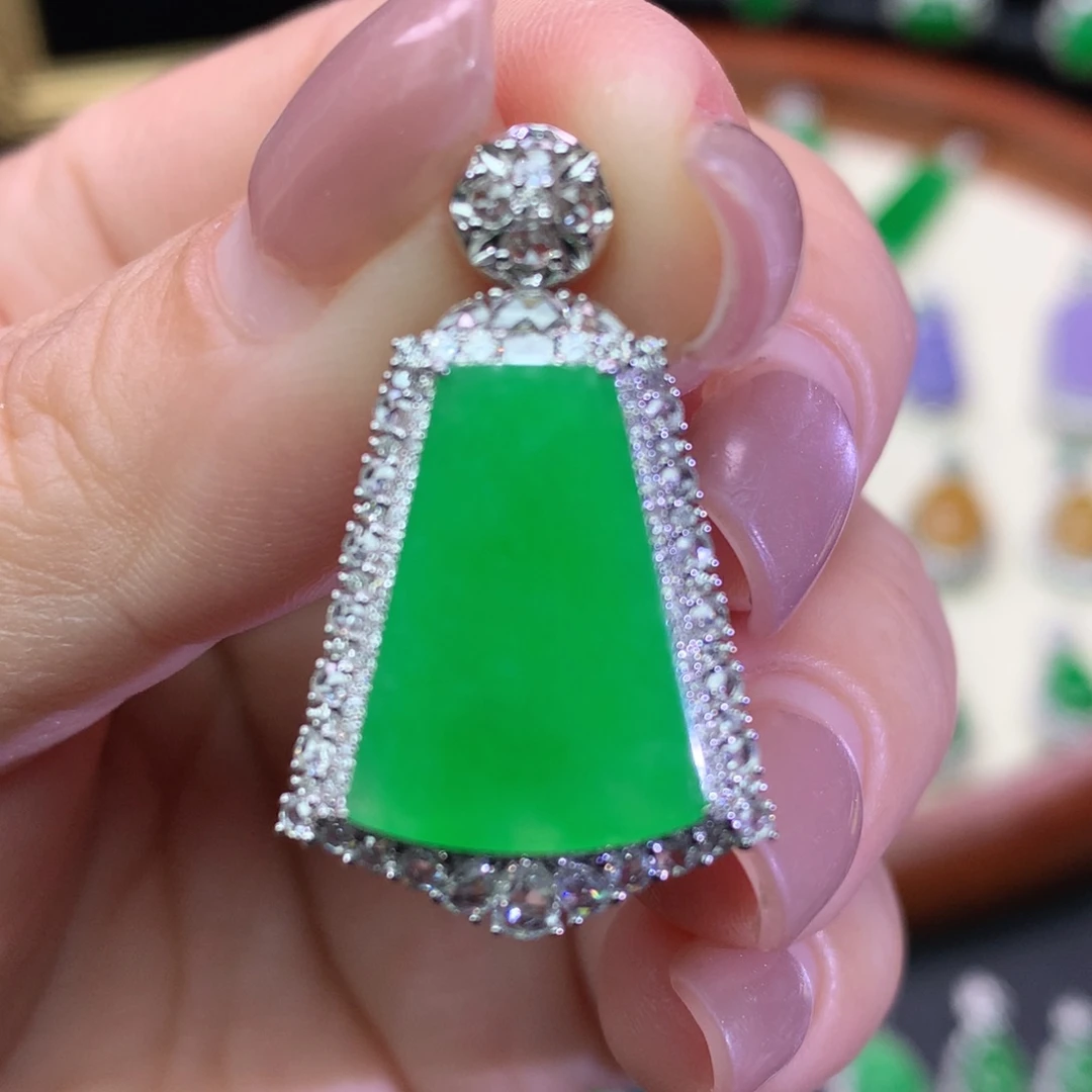 翡翠18K金镶嵌吊坠(不含链)