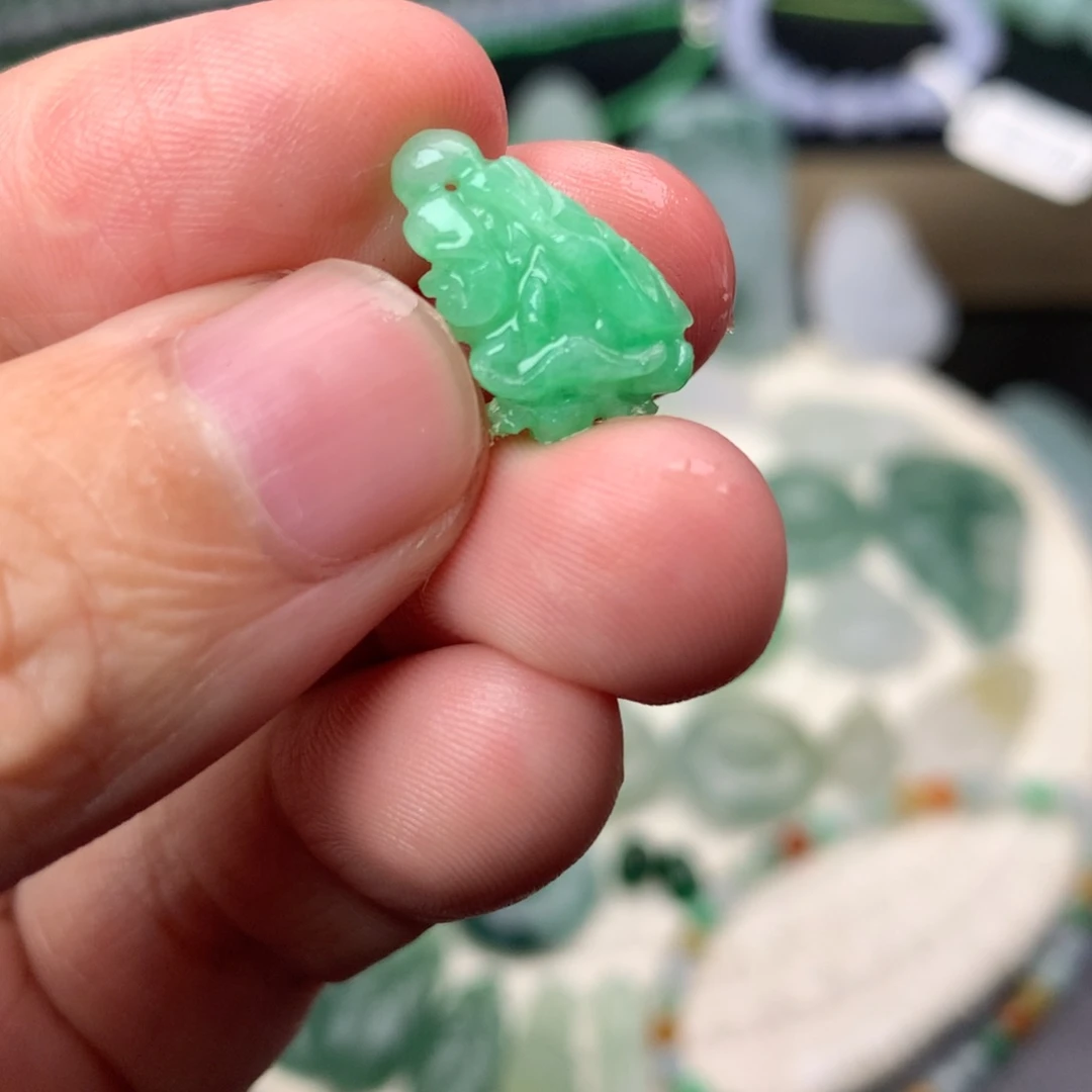 未镶嵌定制翡翠白菜