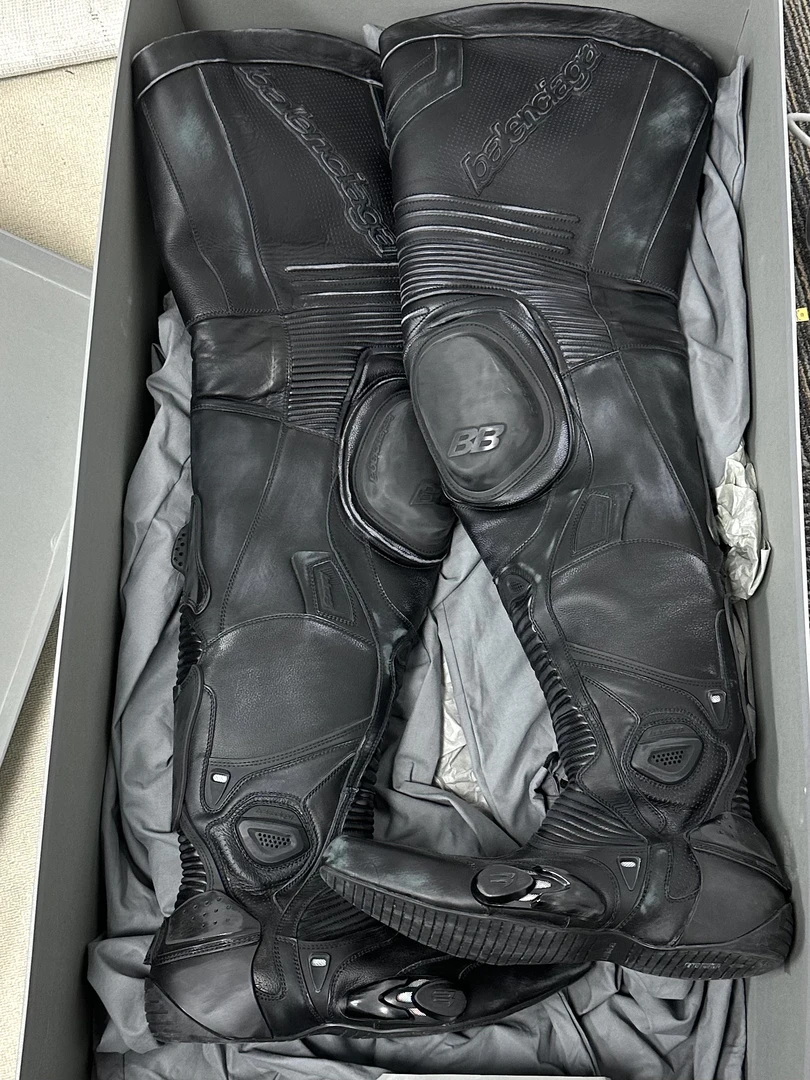 未使用 Balenciaga/巴黎世家 机车靴 毕业单品 98新 40码