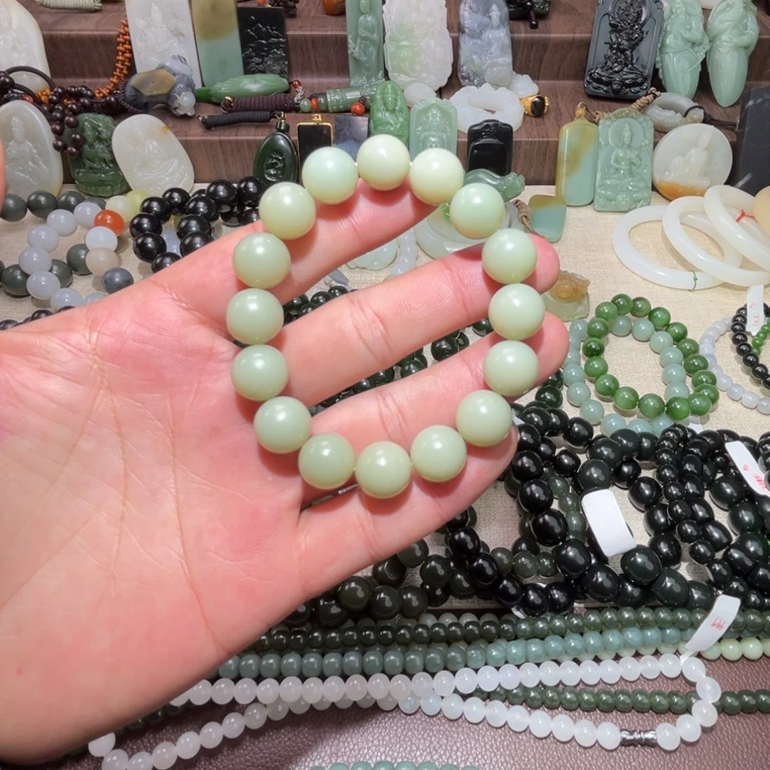 和田玉未镶嵌手链