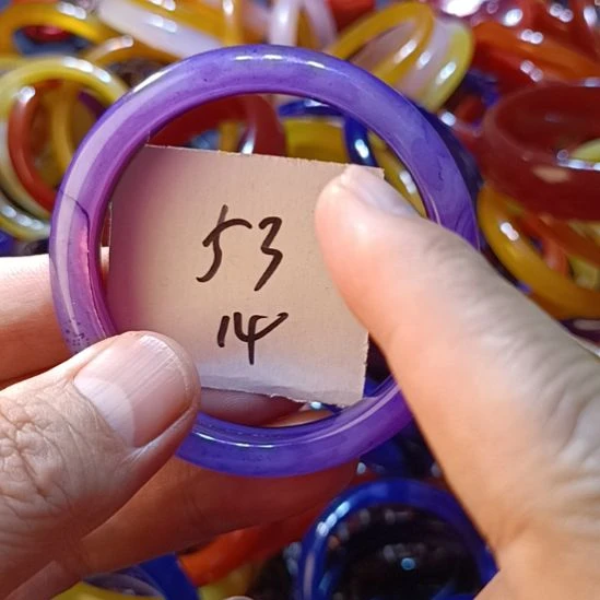 玛瑙/玉髓手镯未镶嵌