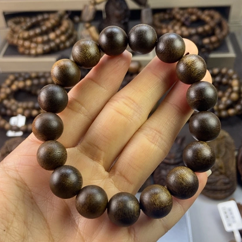 【闪购商品】沉香手串大*越南白棋