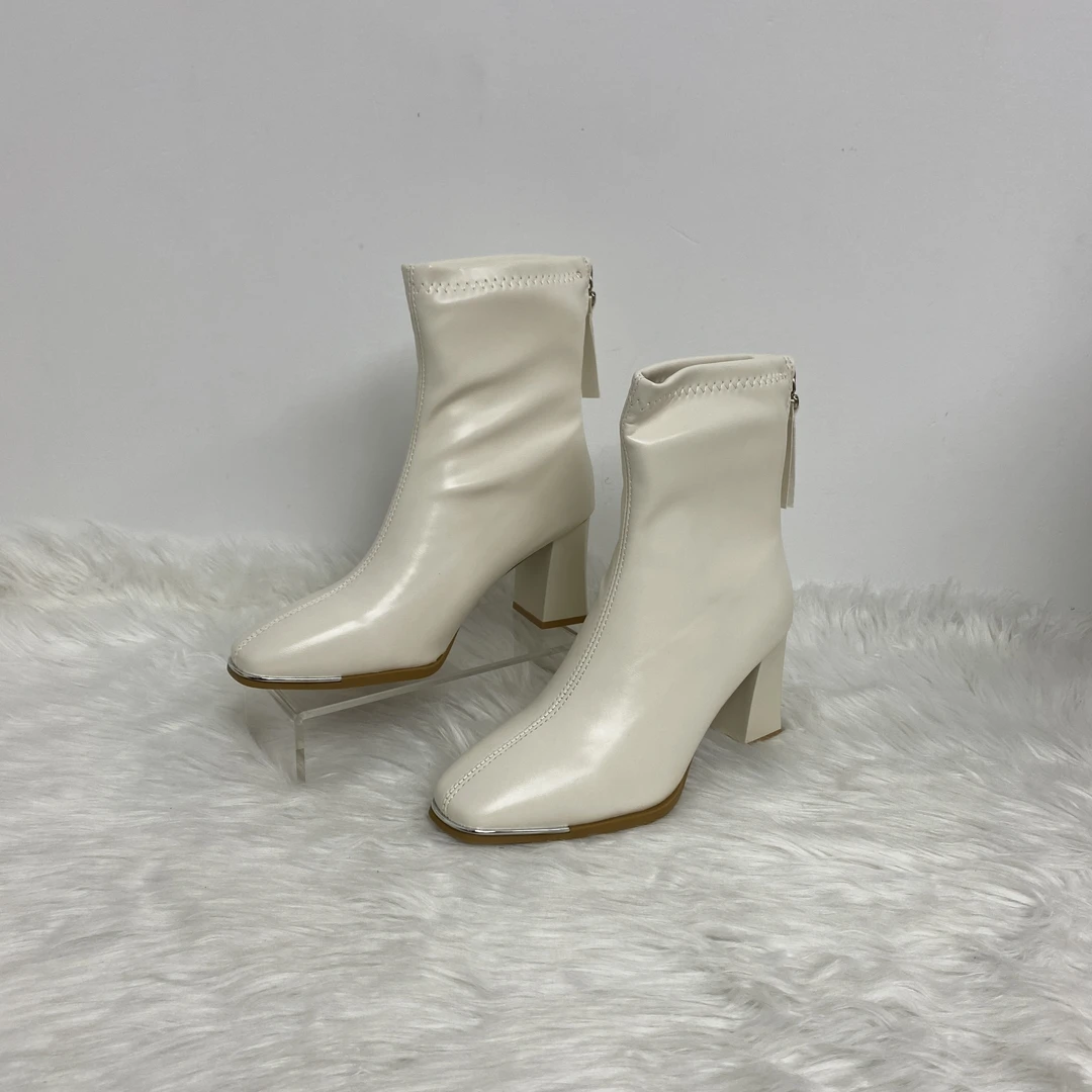 5035秋冬时尚百搭粗跟方头加绒短靴F