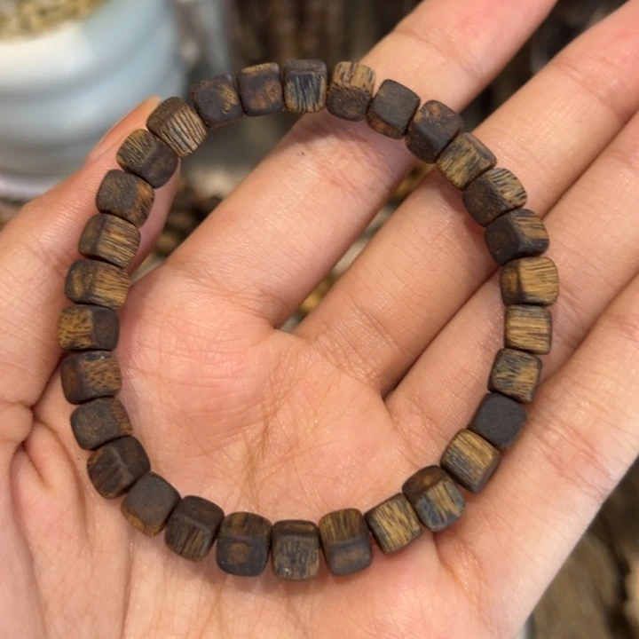 沉香碎屑沉香0.6方糖珠