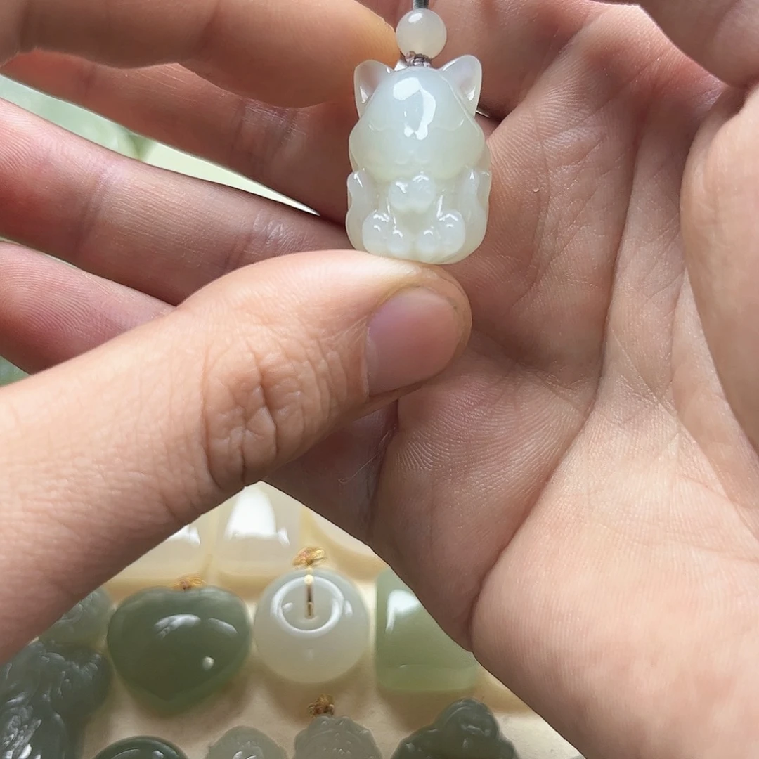 和田玉挂件未镶嵌