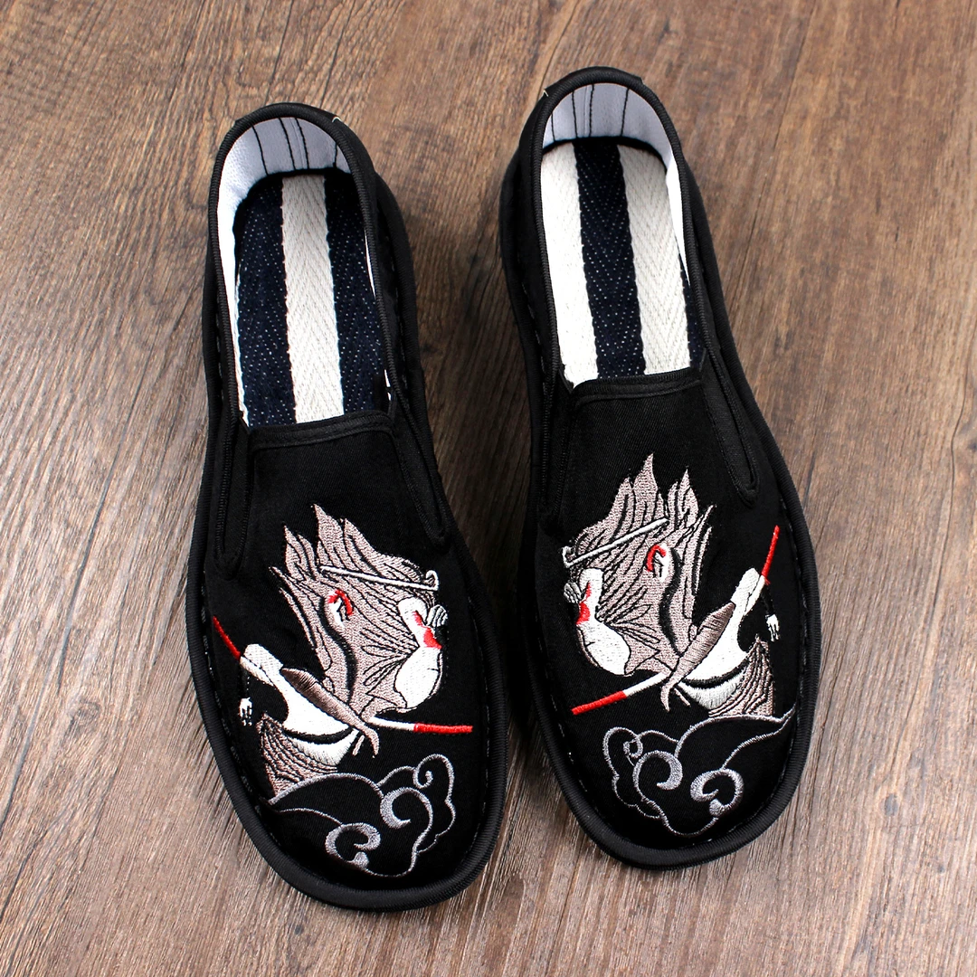 2025新款老北京布鞋男士夏季透气软底刺绣一脚蹬轻便耐磨工地休闲