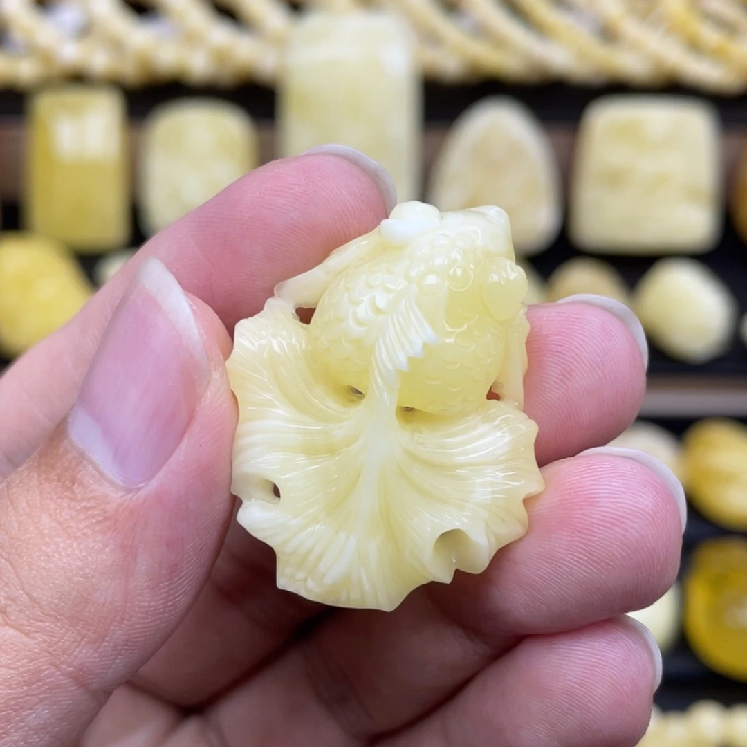 裸石琥珀未镶嵌琥珀蜜蜡