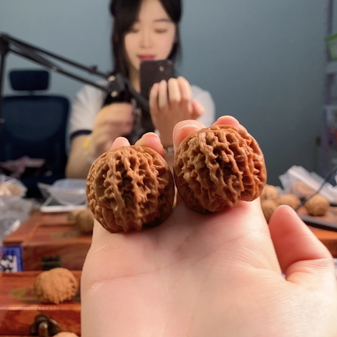 文玩核桃吊坠35秦闷