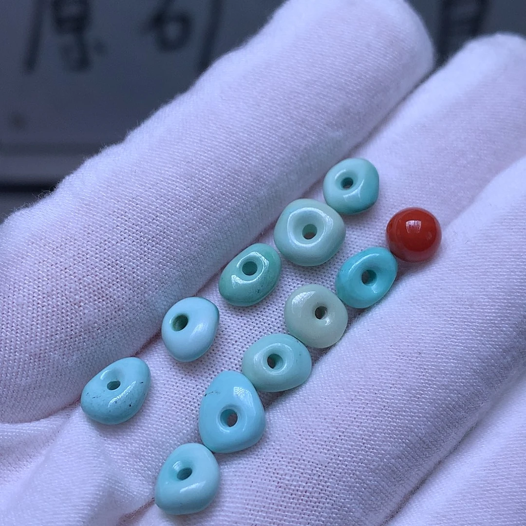南红玛瑙未镶嵌珠宝奇石