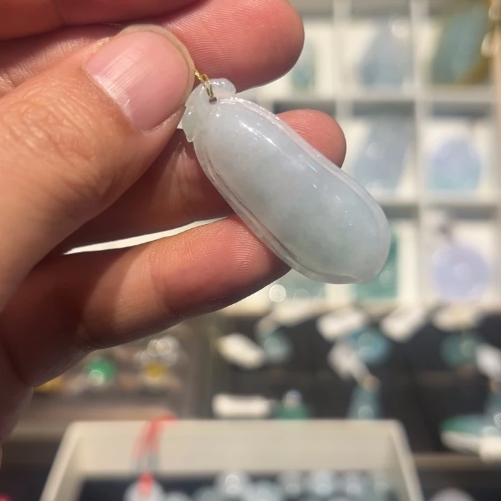 翡翠未镶嵌颈饰缅甸翡翠吊坠