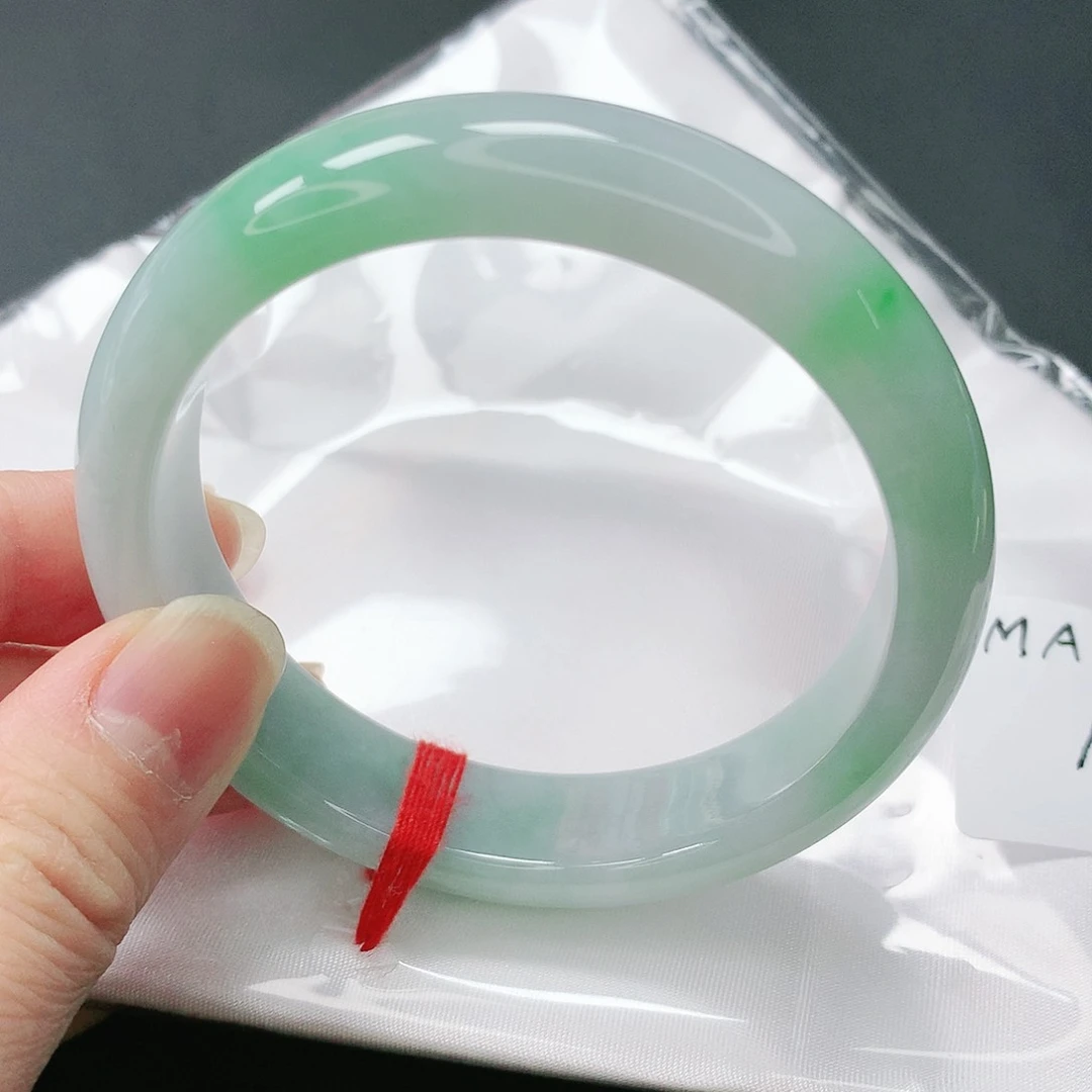 翡翠手镯未镶嵌缅甸天然A货翡翠