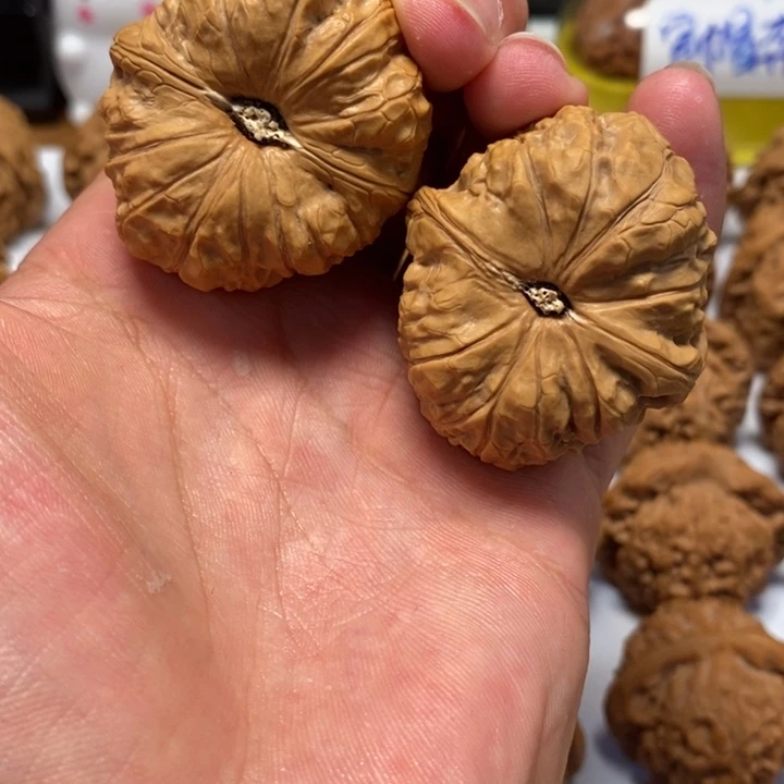 文玩核桃吊坠42尺寸南瓜墩