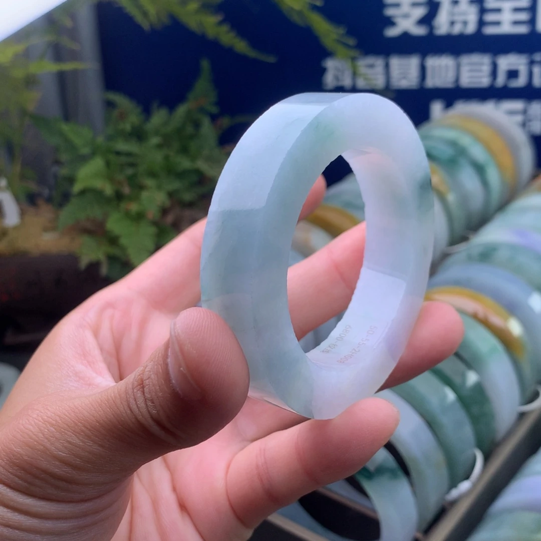定制翡翠未镶嵌手镯定制手镯