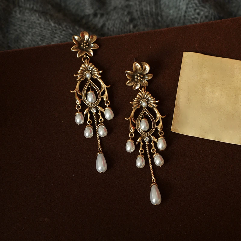 925银仿珍珠耳饰 银针花朵珍珠款水滴流苏耳坠中古vintage宫廷风