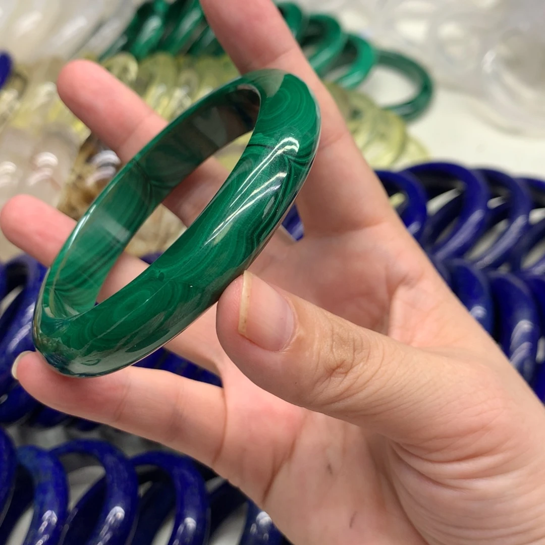 女***花孔雀石未镶嵌手镯