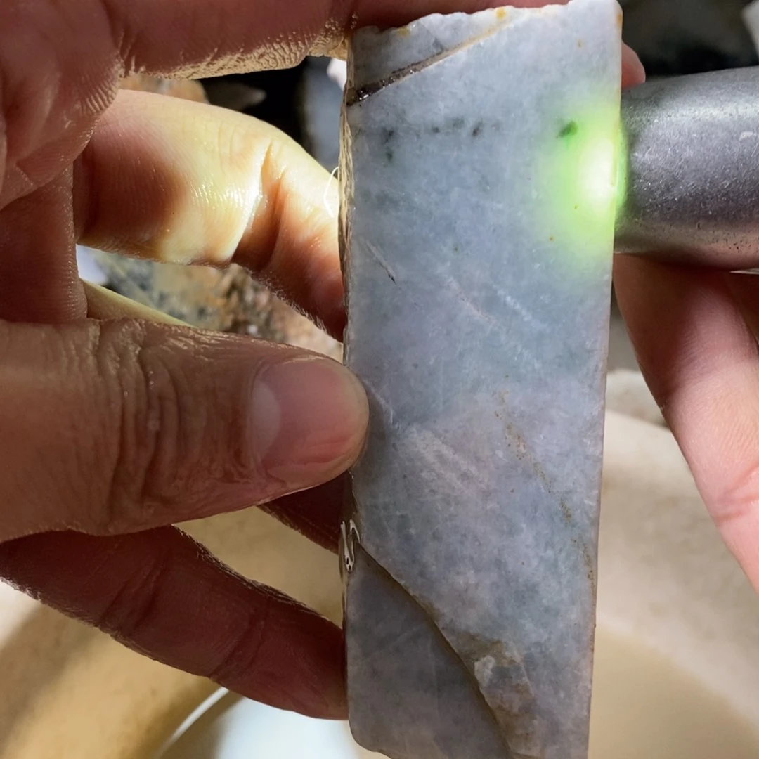 翡翠未镶嵌颈饰天然翡翠