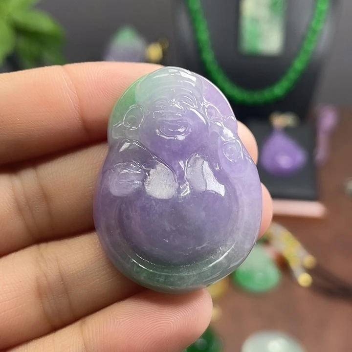 翡翠未镶嵌吊坠(赠链)