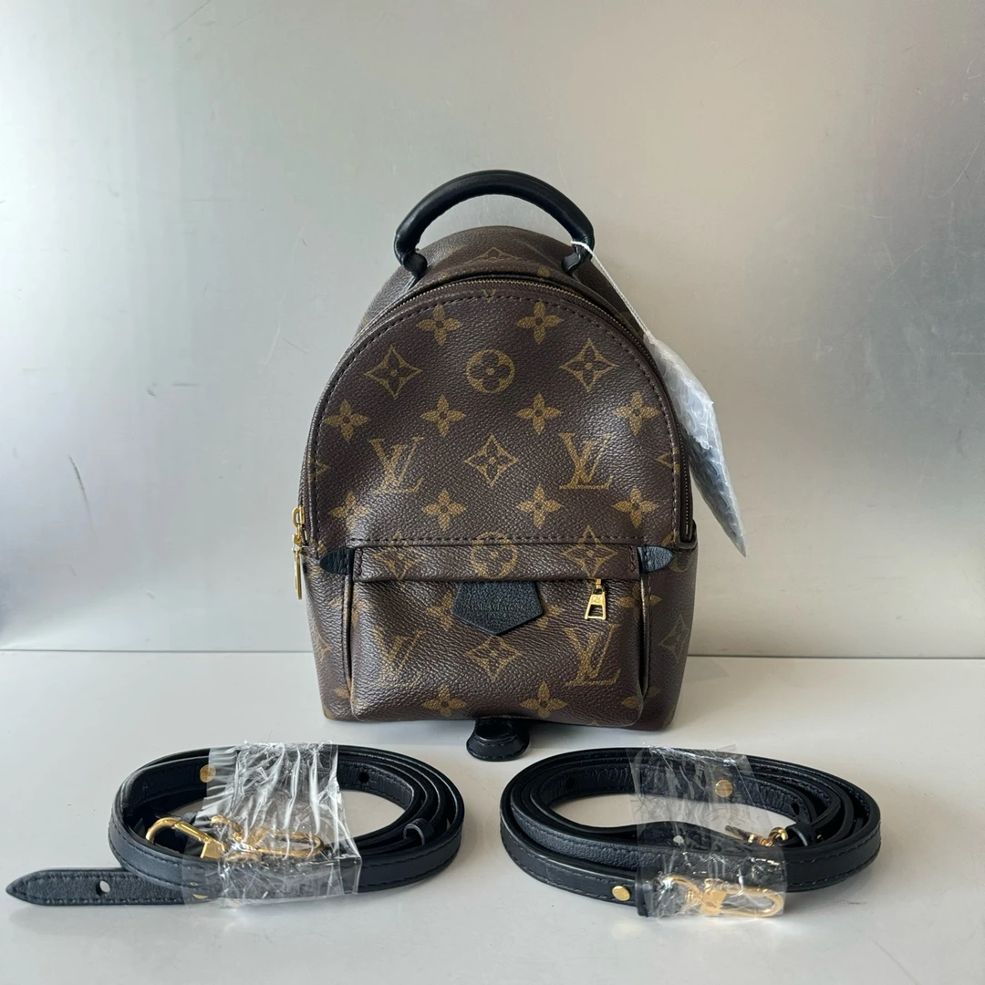 99新 LouisVuitton/路易威登 Lv小书包mini 99新