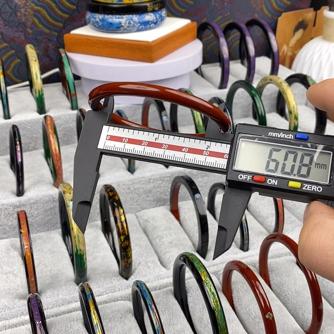 特价素髹60圈口红色