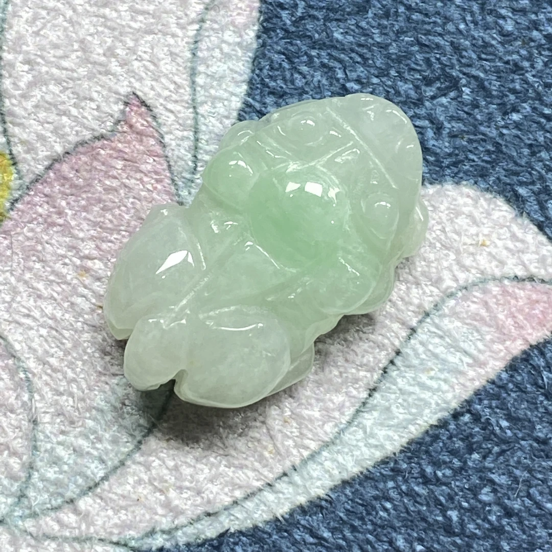 A货老料种紫底飘绿花小貔貅多样性
