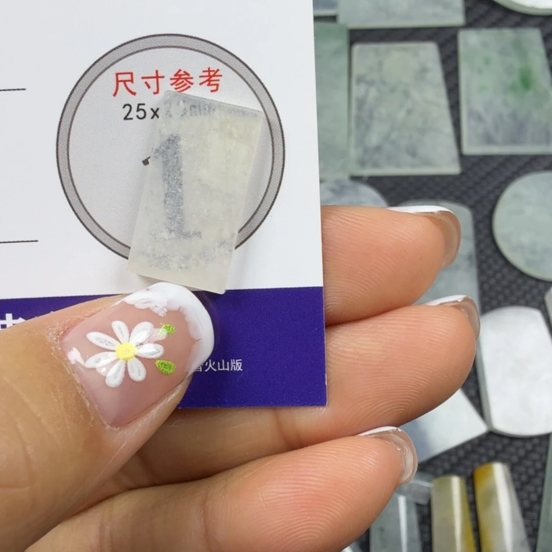 翡翠未镶嵌颈饰天然缅甸a货翡翠