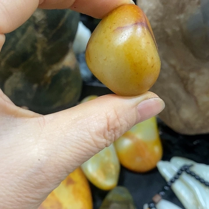 和田玉（糖玉）未镶嵌挂件