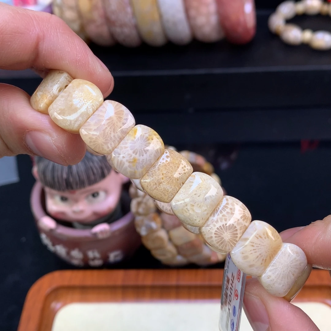 硅化珊瑚（珊瑚玉）未镶嵌颈饰58号奶金黄大花