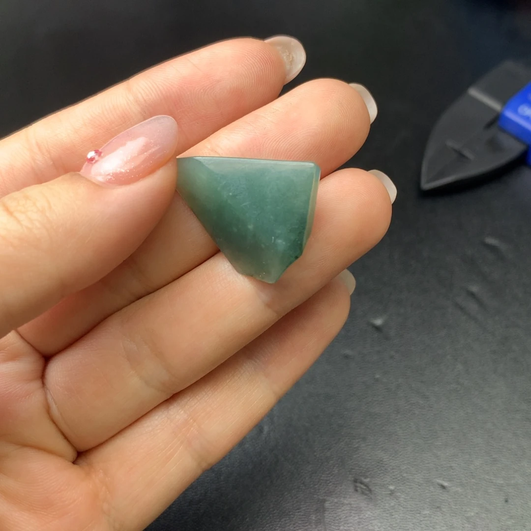 翡翠未镶嵌颈饰翡翠首饰未镶嵌吊坠