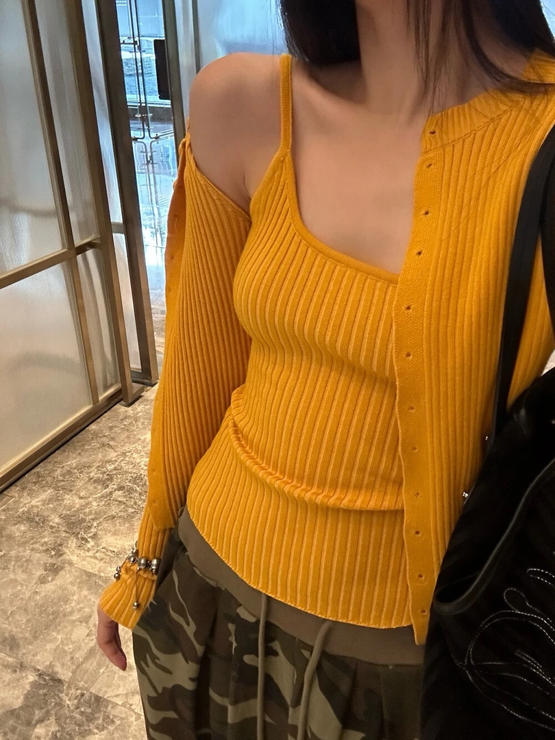 圆领修身型韩版长袖常规外穿秋季百搭毛针织衫针织