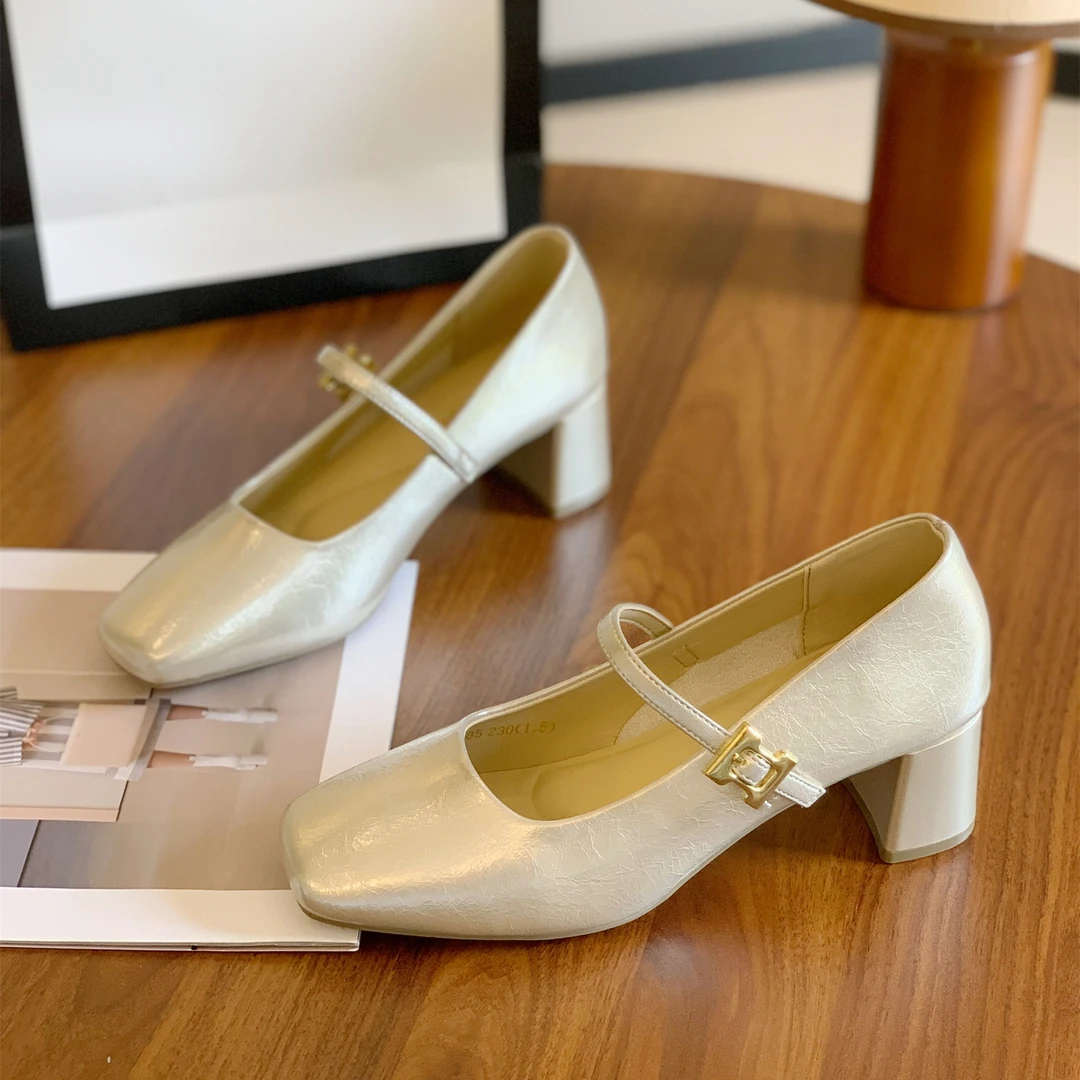 法式方头一字带粗跟百搭单鞋女2025新款秋配裙子中跟玛丽珍高跟鞋