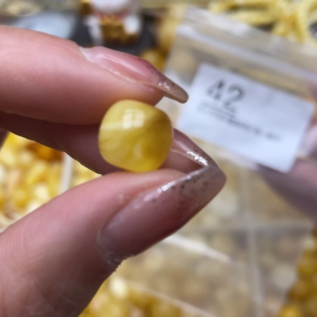 蜜蜡珠宝奇石未镶嵌划痕11